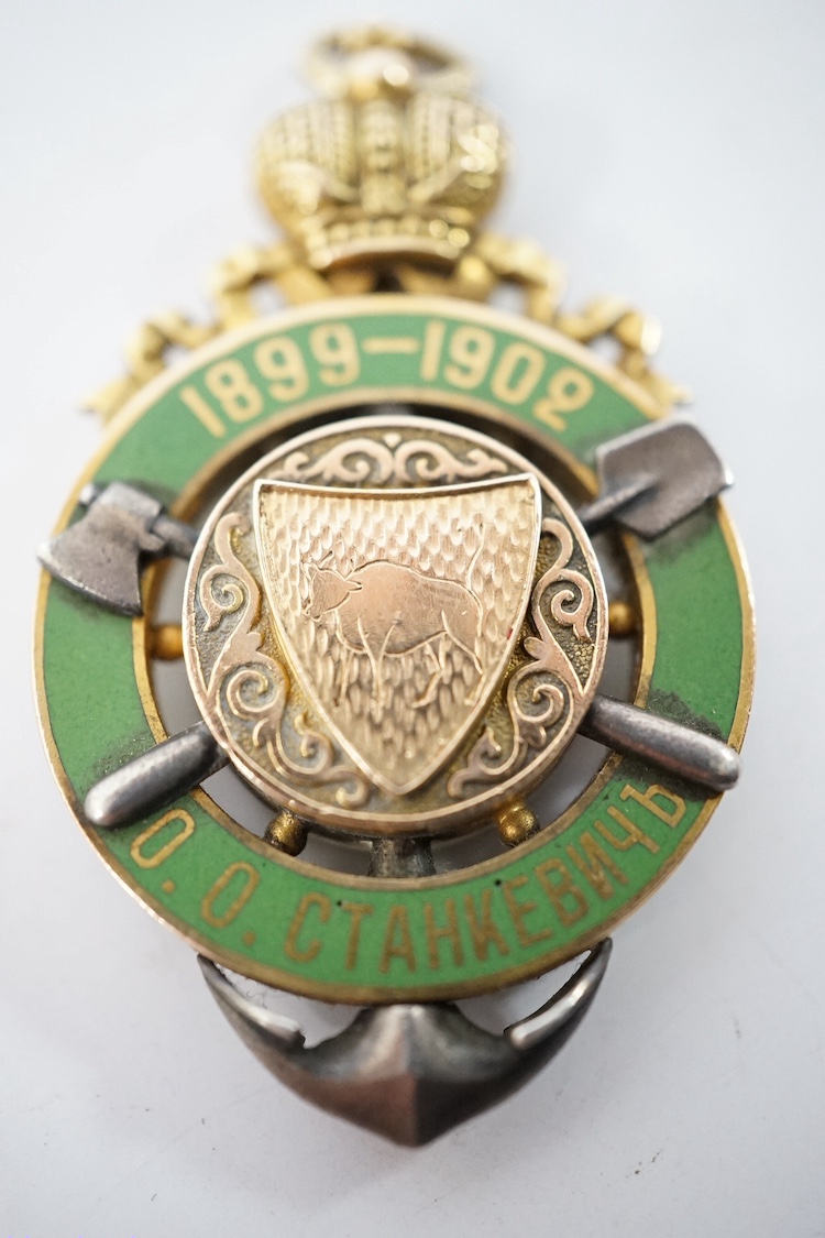 An Imperial Russian enamelled medal, loop marked for 9ct gold, dated 1899-1902, possibly Boer War related. Condition - good.